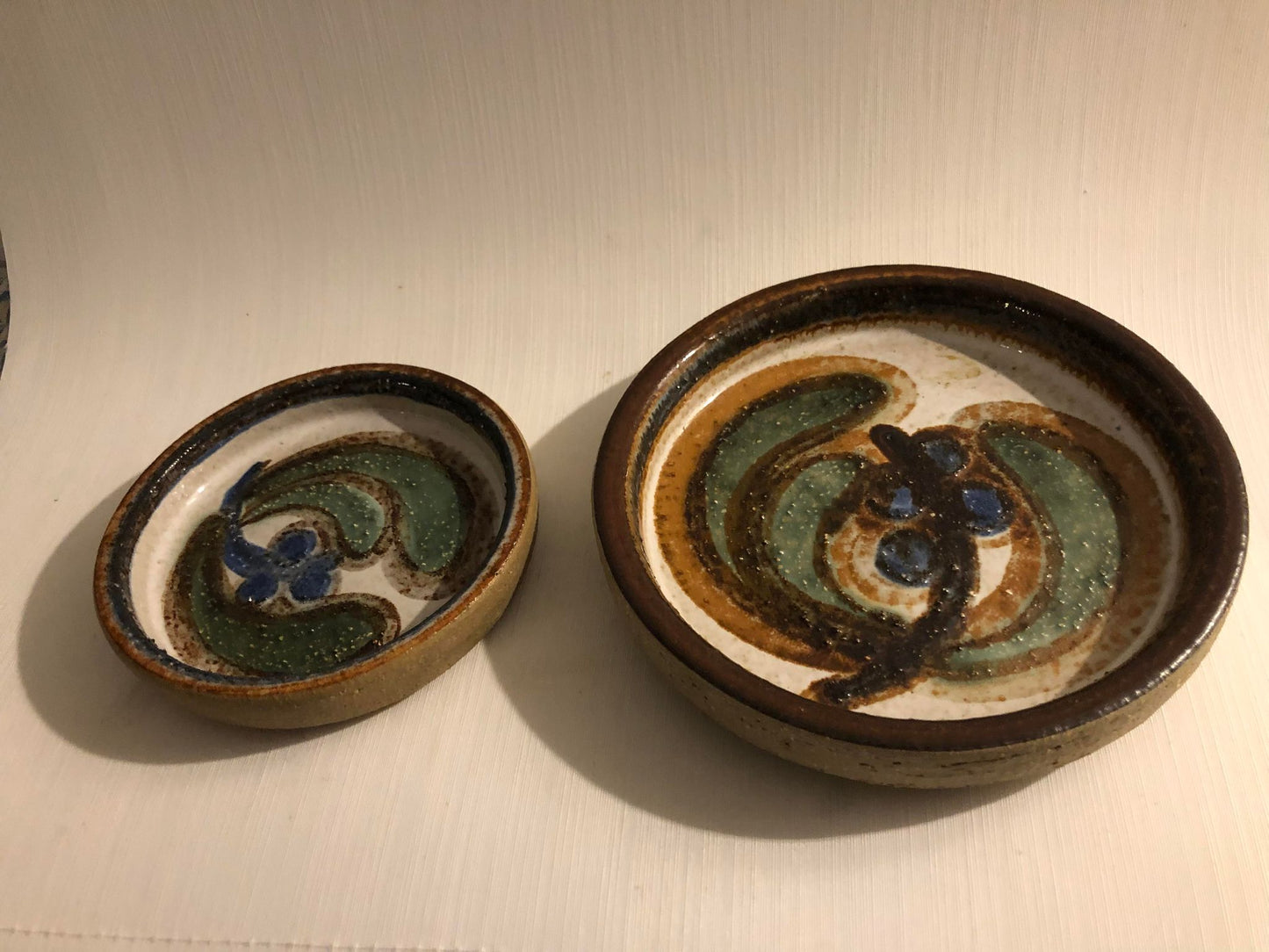 A pair of beautiful Søholm bowls - no. 01053