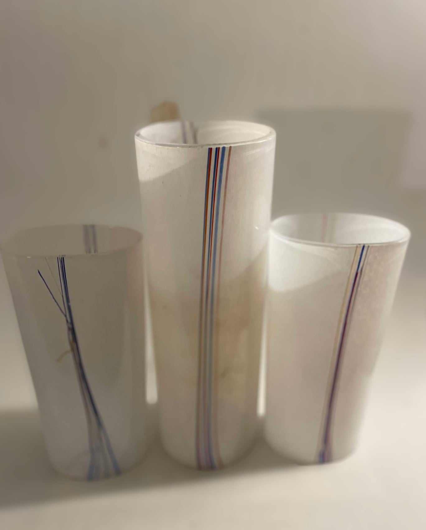 Bertil Vallien Rainbow Vases, fra Kosta Boda Rainbow Column Vase, Svensk Glaskunst 1970'erne