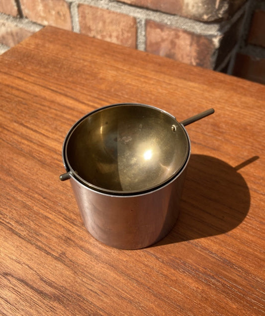 Arne Jacobsen stelton ashtray in steel and brass - no. 0164