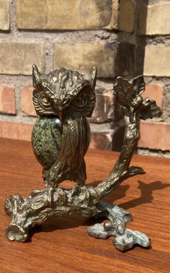 Cute Bronze owl with a marble egg - no. 0161