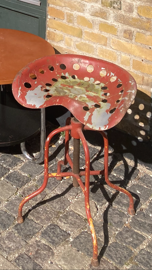 Vintage Arbejdsstol i metal, brugsspor - nr. 0087