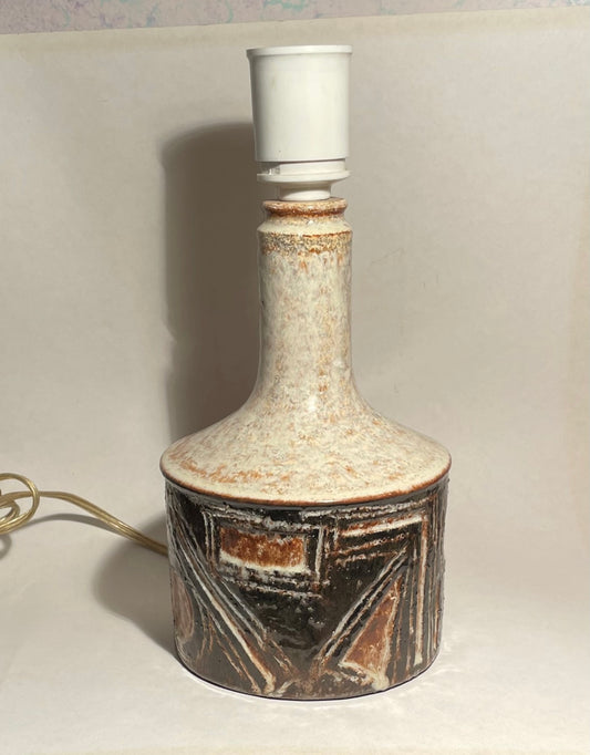 Flot Jette Hellerøe keramik lampe fra Axella - nr. 01901