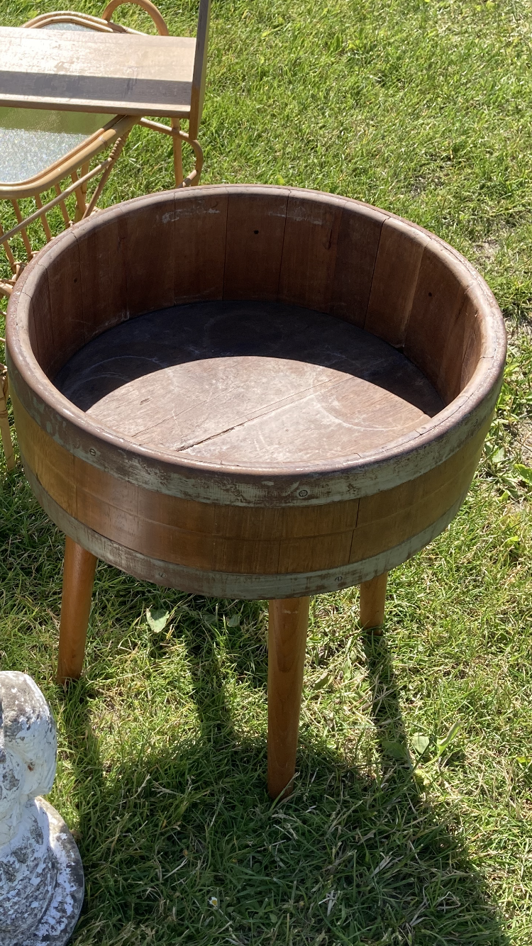 Beautiful teak wood flower box - no. 01201