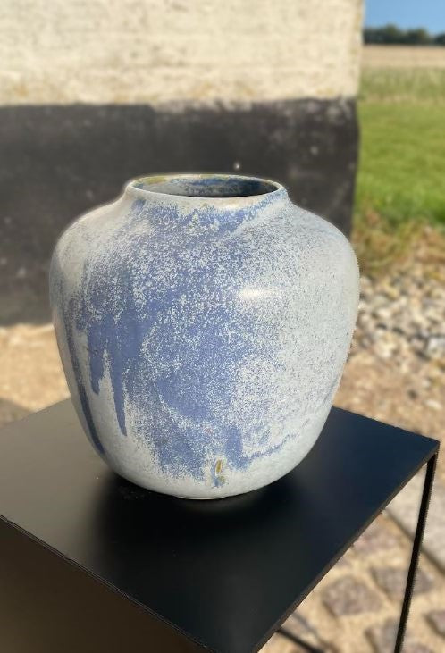 Beautiful Jacob E. Bang stoneware vase from Nymølle ceramics - 01583