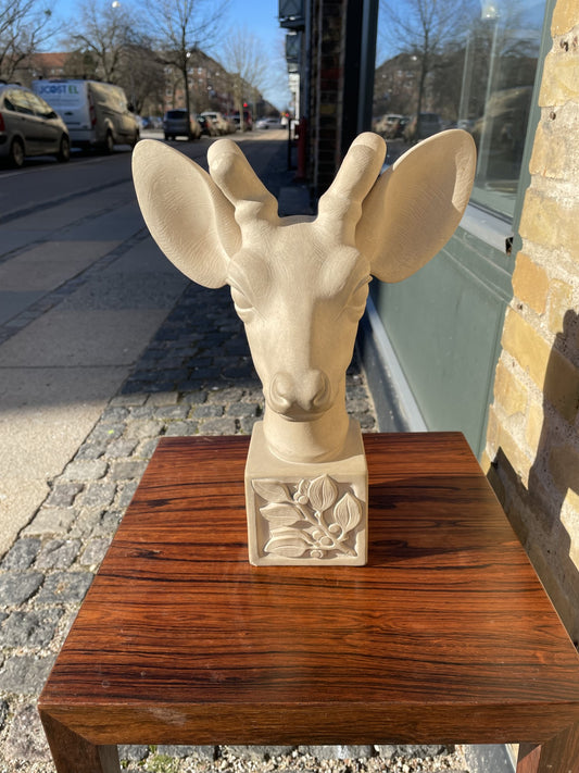 Beautiful ceramic deer heads by Svend Lindhart - no. 011023