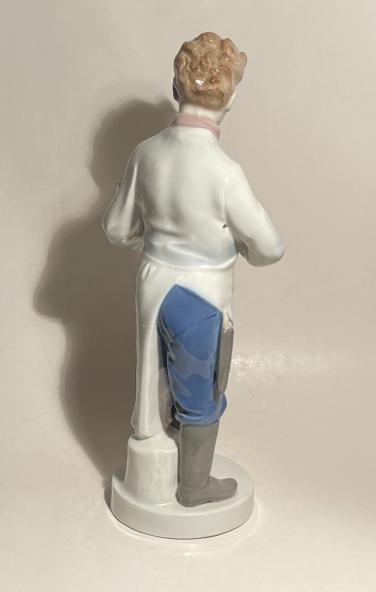 Flot tysk porcelæn figur - nr. 011026