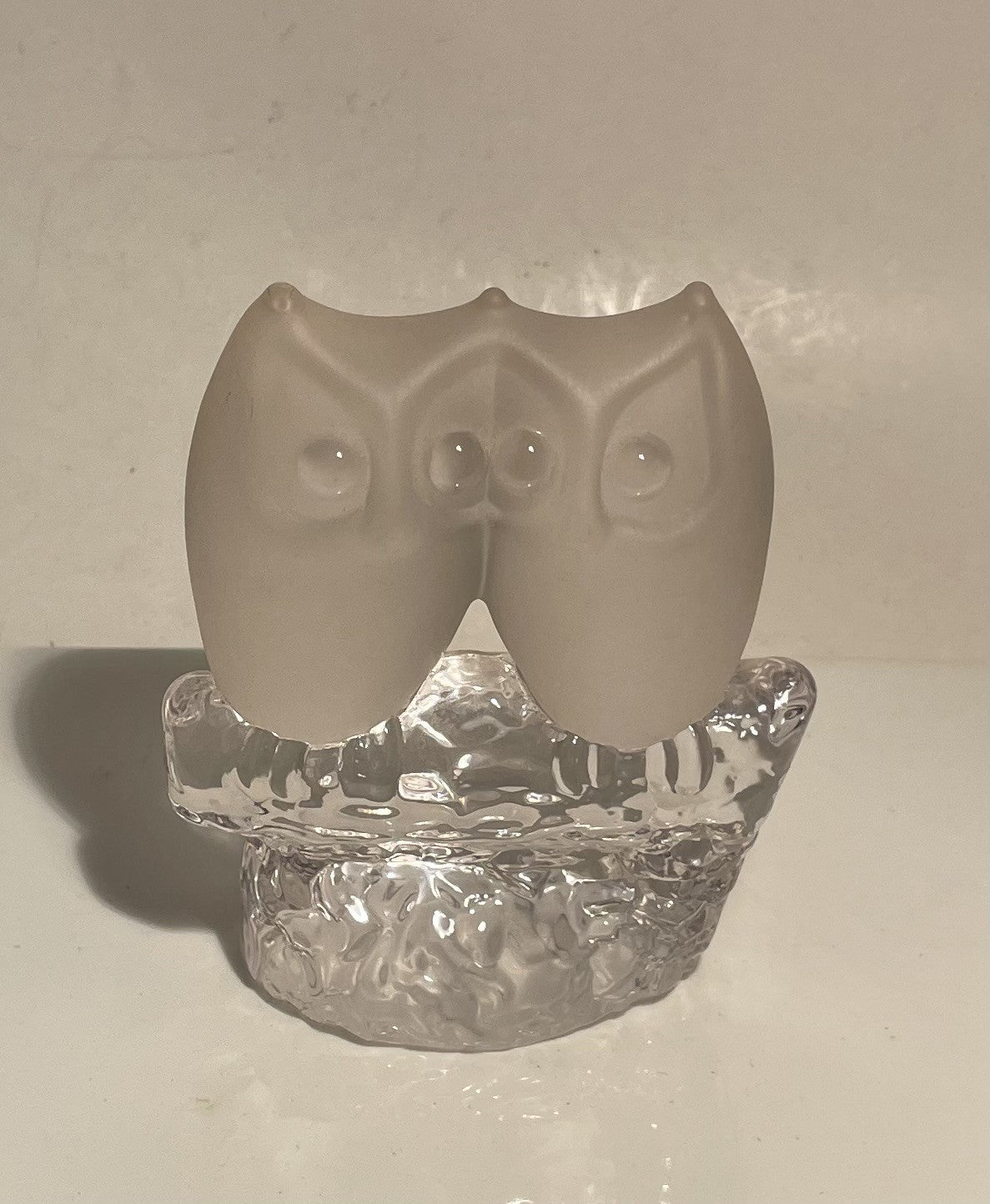 Beautiful crystal owls from Reijmyre (Sweden) - no. 021010