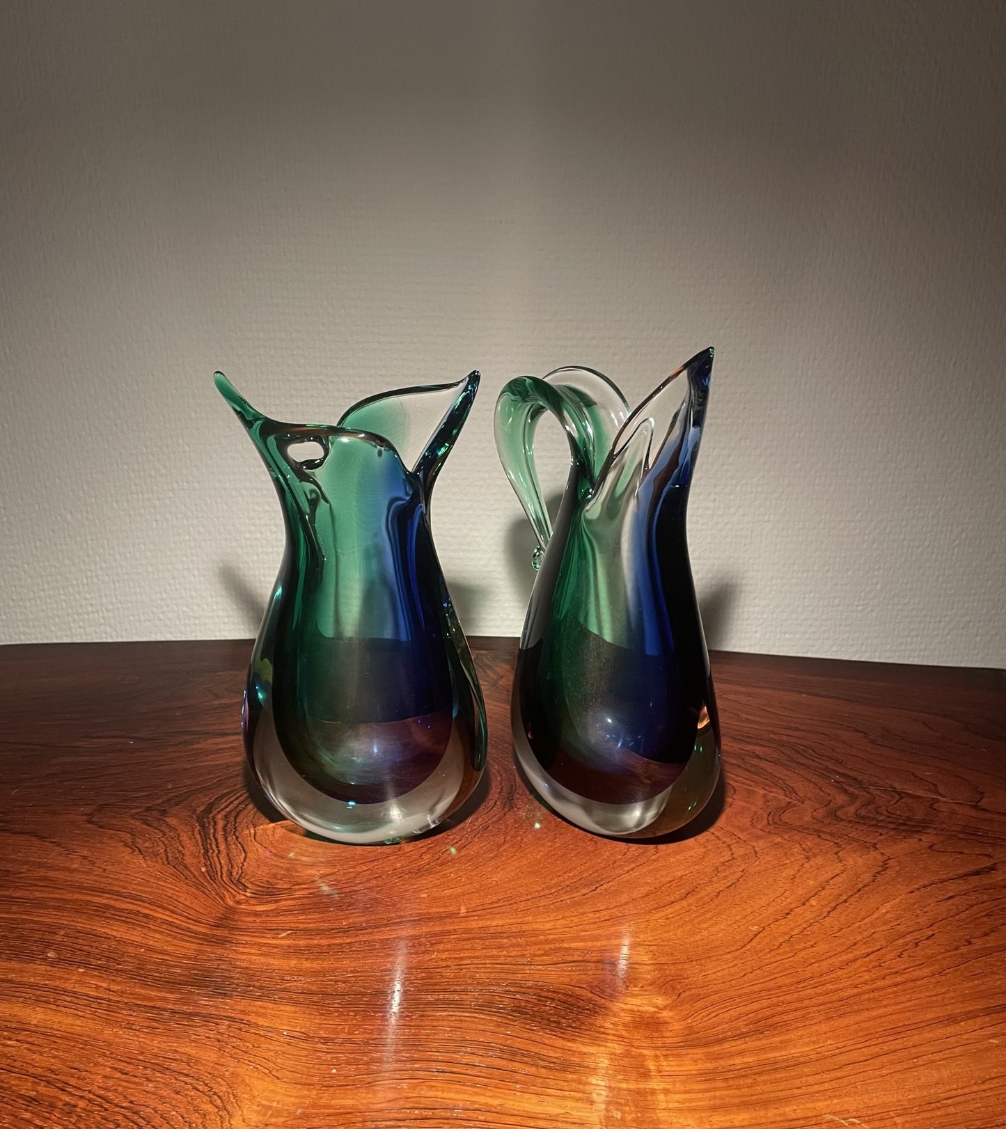 A pair of beautiful Murano glass vases from Atelier Oball Murano - no. 09080 