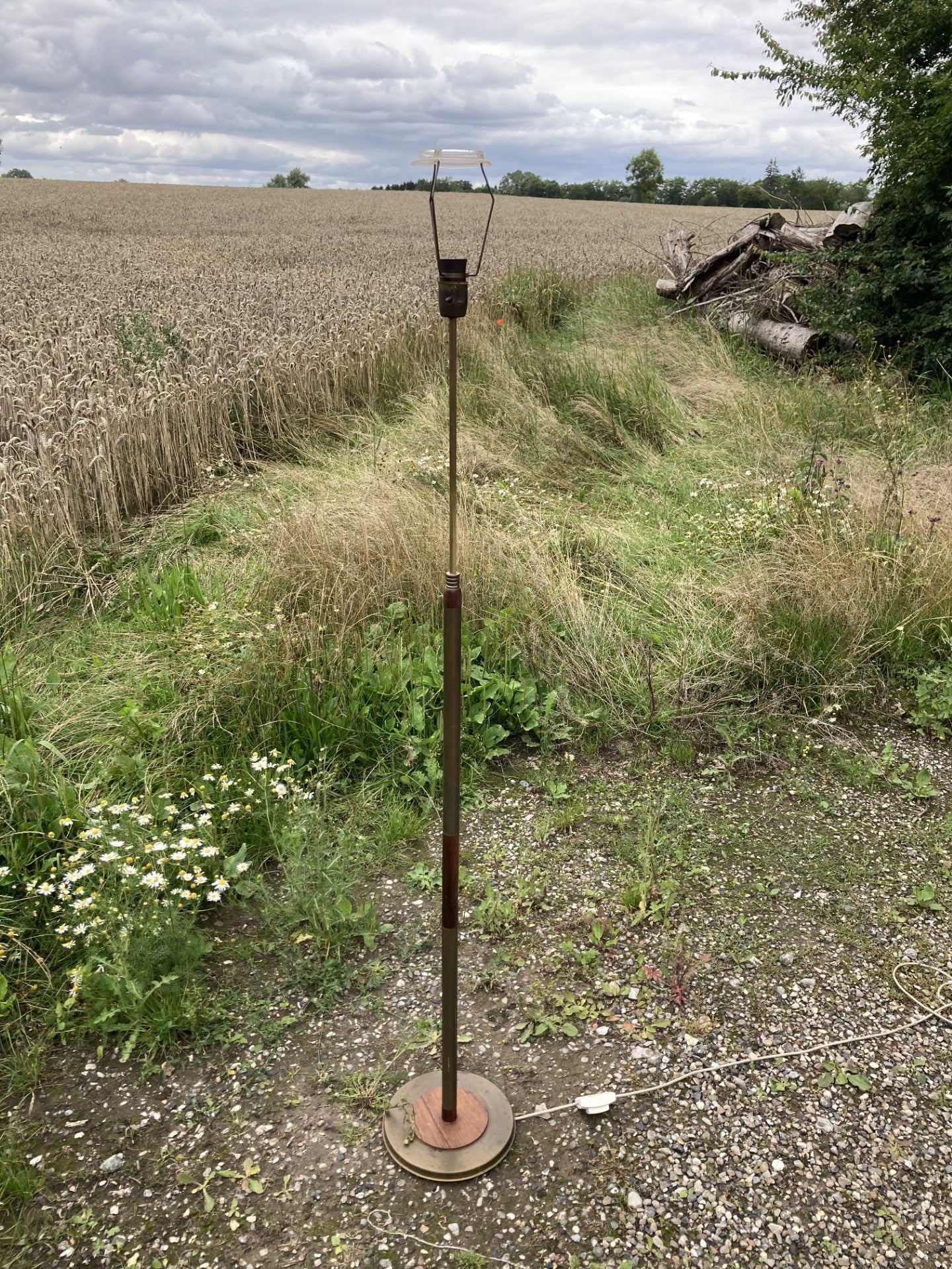 Flot standerlampe af messing og palisander - nr. 408