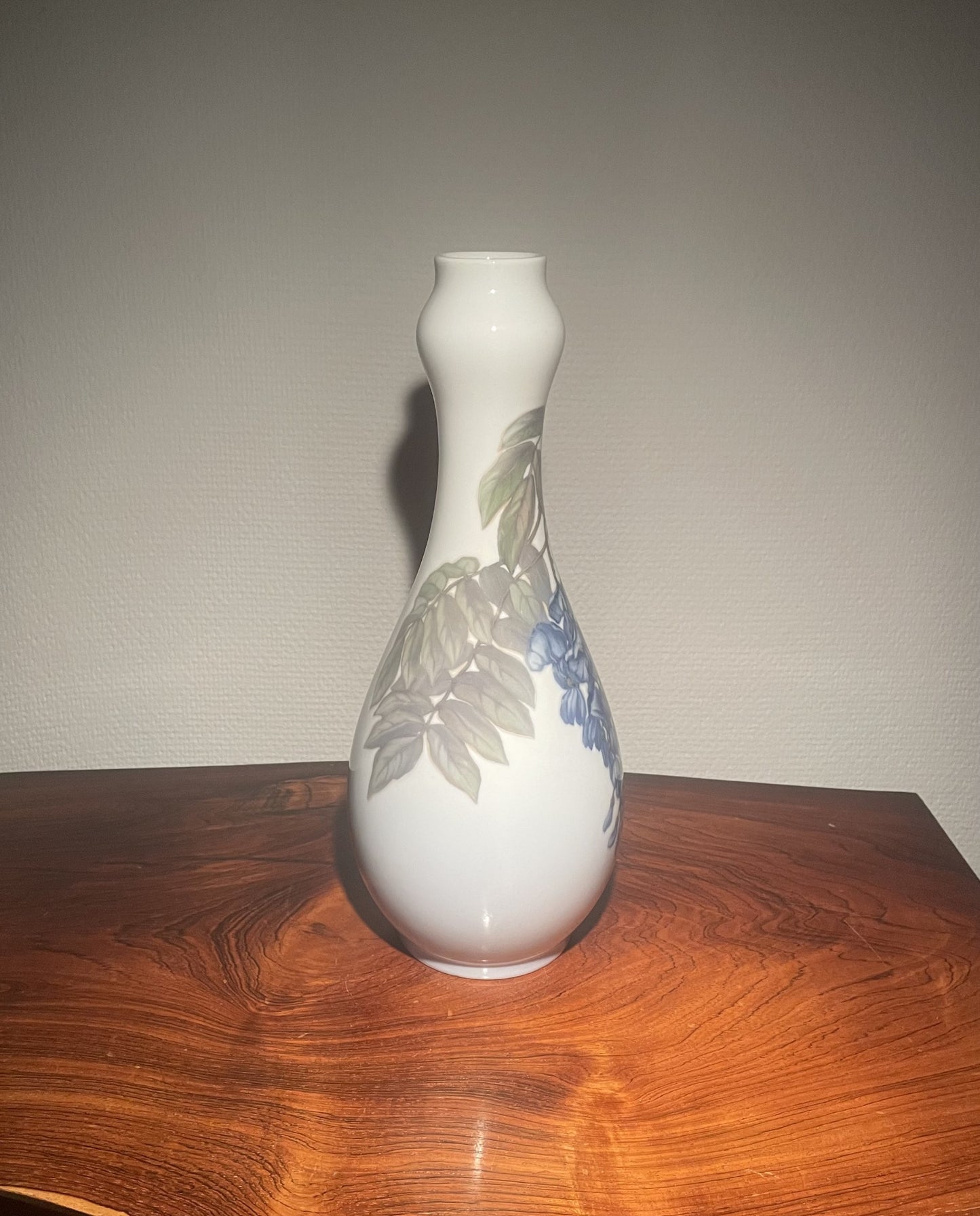 Beautiful Royal Copenhagen Art Nouveau vase - no. 080090