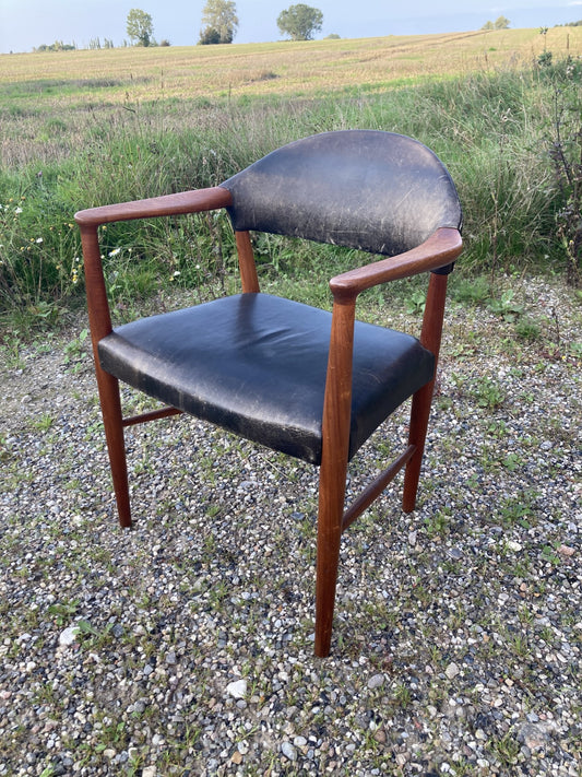 Vintage Kurt Olsen teak/leather armchair - no. 0650