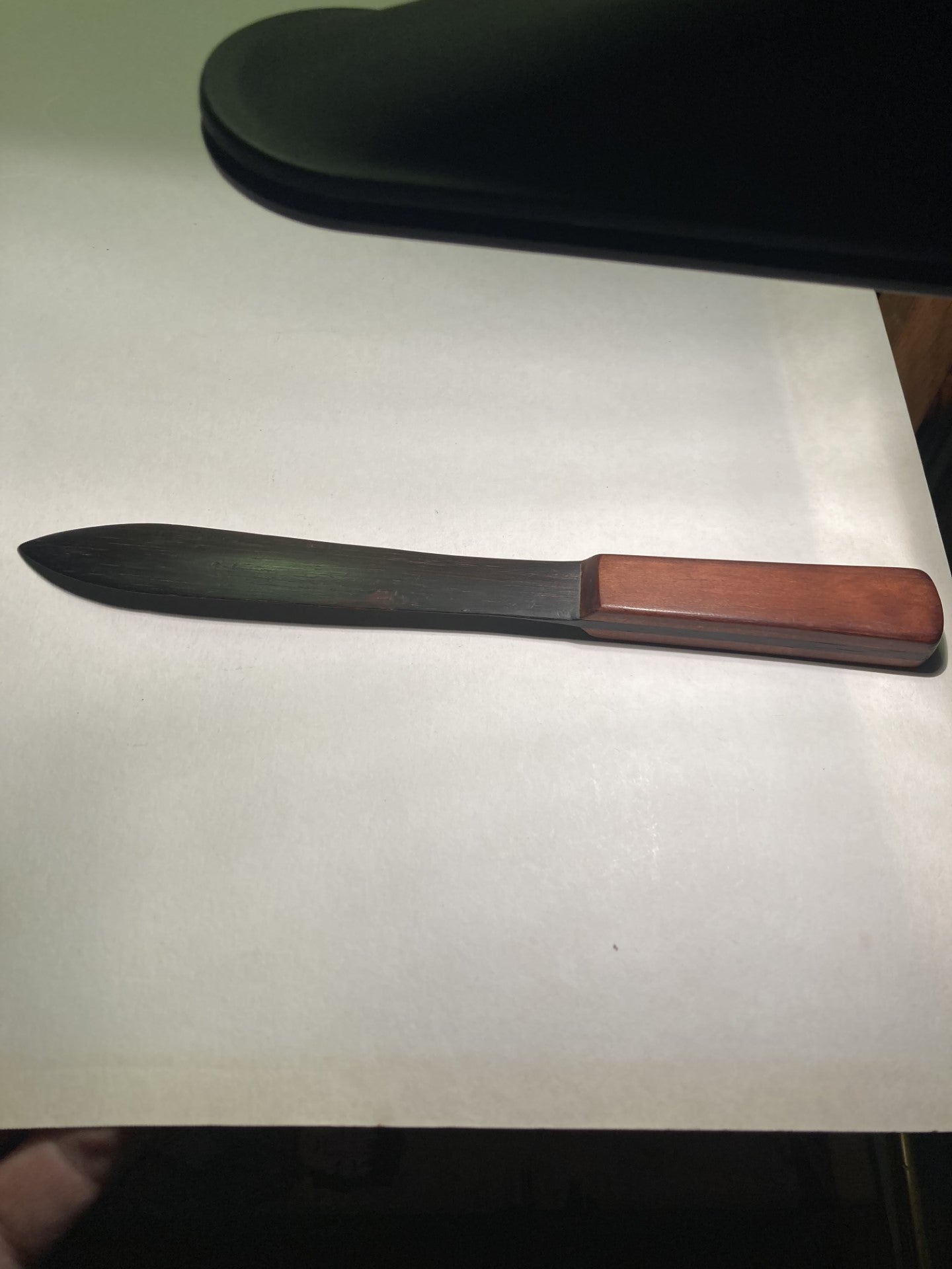 Beautiful paper knife in rosewood and teak - no. 01192