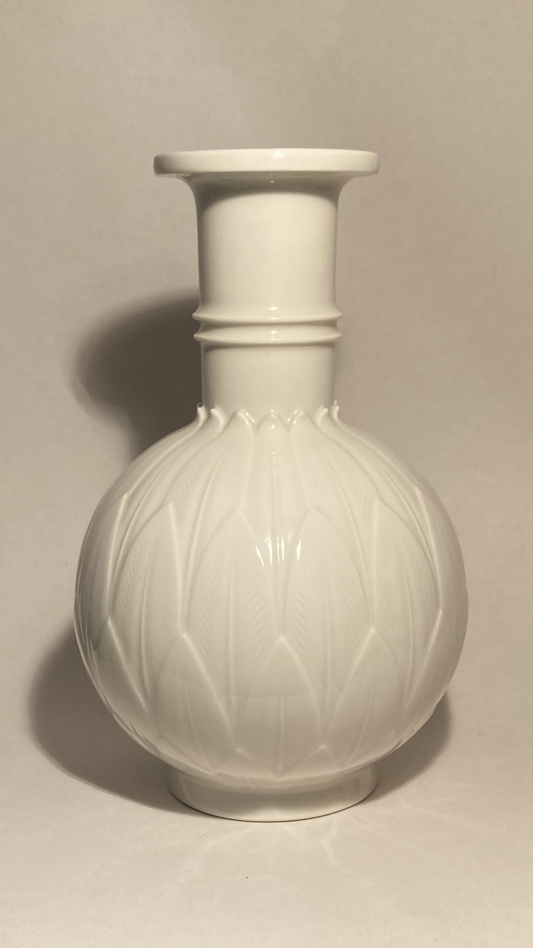 Arno Malinowski vase of Blance de Chine Porcelain from Royal Copenhagen - no. 01375