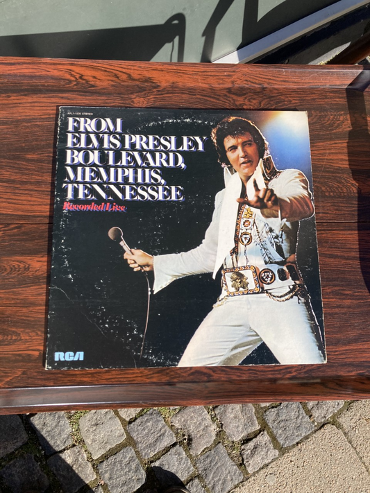 Denne Elvis Presley LP er brugt og udkom 1976