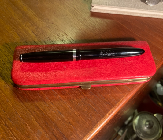 ペノール万年筆、状態良好、長さ13.5cm。