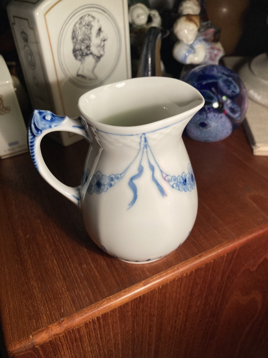 Porcelain, fine porcelain jug from BING &amp; GRØNDAHL